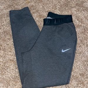 Nike women sweatpants